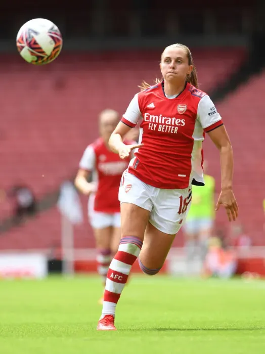 Framed Print : Arsenal's Noelle Maritz in Action: Arsenal Women vs. Chelsea Women - Mind Series 2021-22: A Football Battle at Emirates Stadium