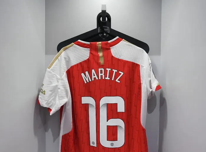 Framed Print : Arsenal's Noelle Maritz: Focused and Prepared for Aston Villa Clash