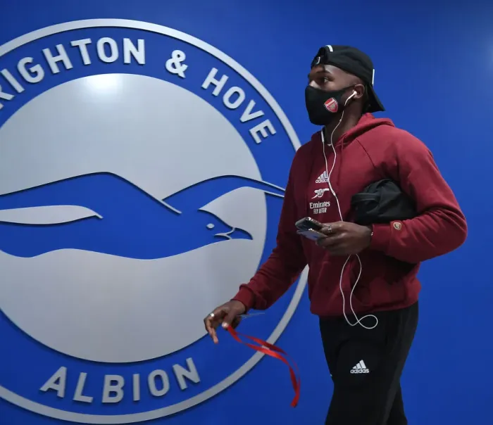Framed Print : Arsenal's Nuno Tavares Ready for Brighton & Hove Albion Clash in Premier League 2021-22