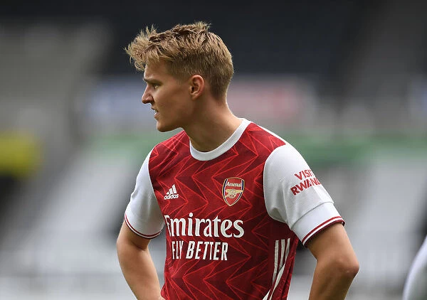 Arsenal's Odegaard Plays Newcastle in Empty St. James Park (2020-21 Premier League)