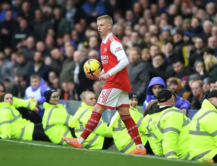 Framed Print : Arsenal's Oleksandr Zinchenko in Action Against Everton in Premier League Clash Framed Print : Arsenal's Oleksandr Zinchenko in Action Against Everton in Premier League Clash
