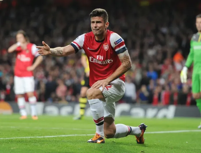 Framed Print : Arsenal's Olivier Giroud in Action against Borussia Dortmund, UEFA Champions League, 2013 Framed Print : Arsenal's Olivier Giroud in Action against Borussia Dortmund, UEFA Champions League, 2013