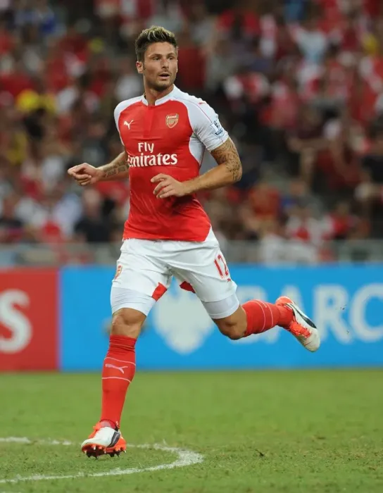 Framed Print : Arsenal's Olivier Giroud in Action Against Everton at 2015-16 Barclays Asia Trophy, Singapore Framed Print : Arsenal's Olivier Giroud in Action Against Everton at 2015-16 Barclays Asia Trophy, Singapore