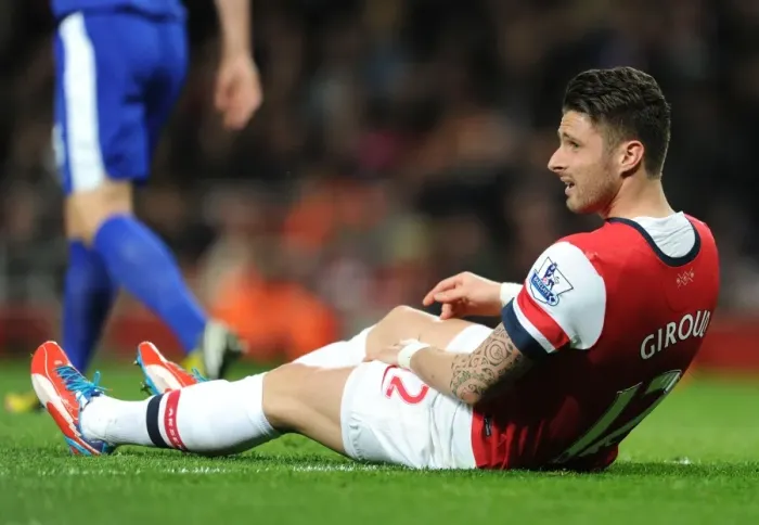 Framed Print : Arsenal's Olivier Giroud in Action against Everton, Premier League 2012-13