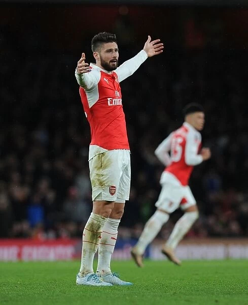 Arsenal's Olivier Giroud in Action during FA Cup Clash against Sunderland at Emirates Stadium