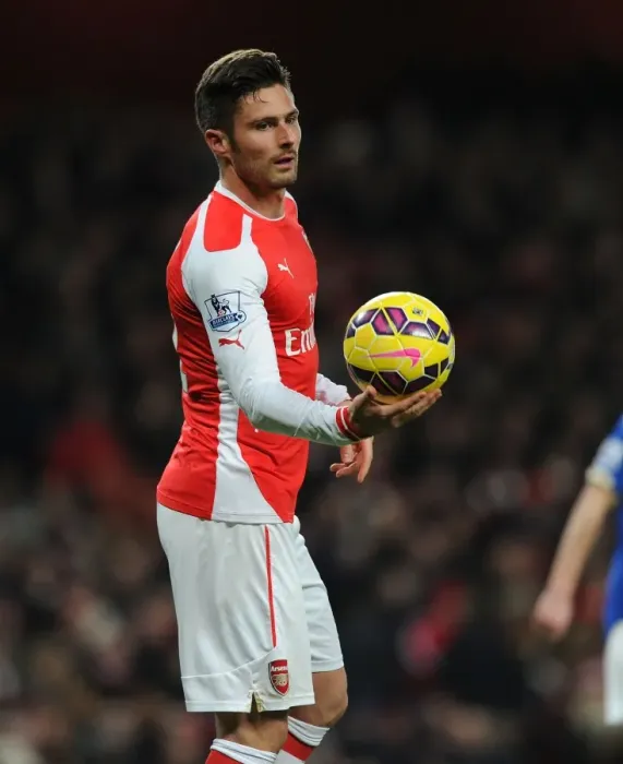 Framed Print : Arsenal's Olivier Giroud in Action against Leicester City, Premier League 2014-15