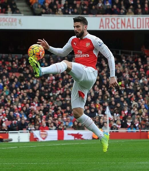 Arsenal's Olivier Giroud in Action Against Leicester City - Premier League 2015-16