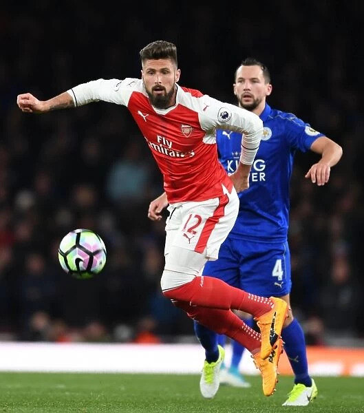 Arsenal's Olivier Giroud in Action Against Leicester City, Premier League 2016-17