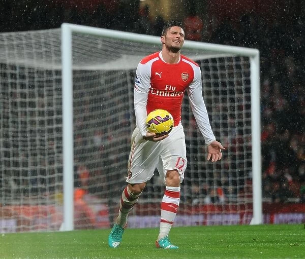 Arsenal's Olivier Giroud in Action Against Queens Park Rangers (2014-15)