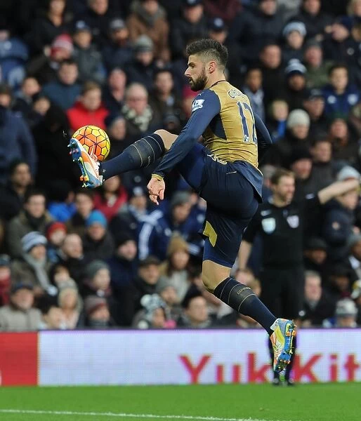 Arsenal's Olivier Giroud in Action against West Bromwich Albion (2015-16)