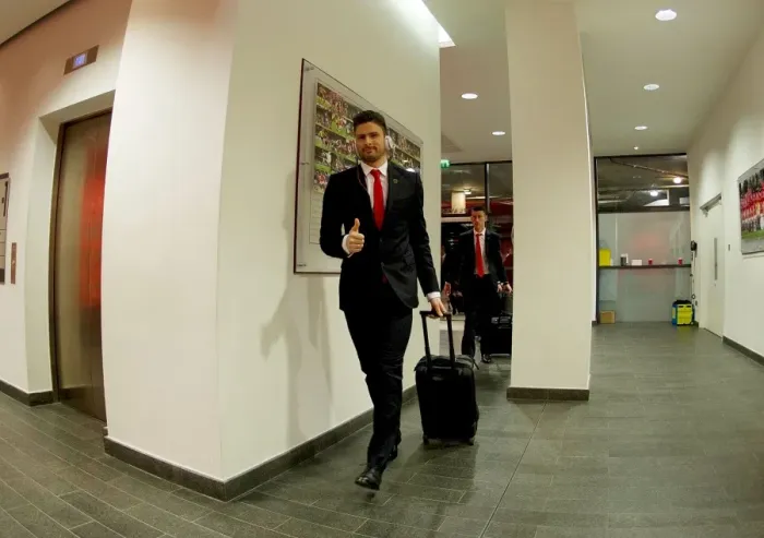 Framed Print : Arsenal's Olivier Giroud Approaches Emirates Stadium for Arsenal v Leicester City Premier League Clash, 2015