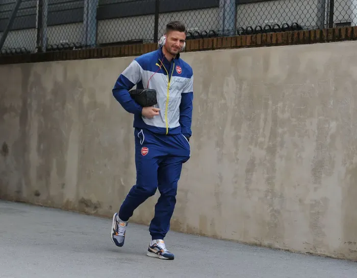 Framed Print : Arsenal's Olivier Giroud Arrives at Selhurst Park Ahead of Crystal Palace Clash (Crystal Palace v Arsenal, 2014-15)
