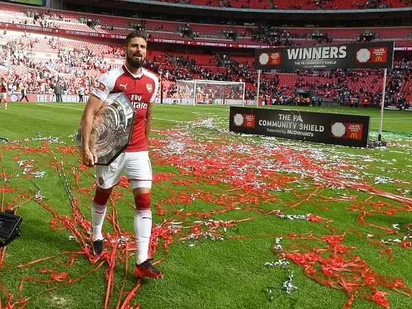 Arsenal's Olivier Giroud Celebrates FA Community Shield Victory over Chelsea (2017-18)
