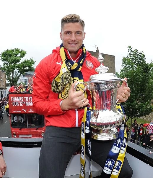 Arsenal's Olivier Giroud Celebrates FA Cup Victory in London Parade (2014-15)