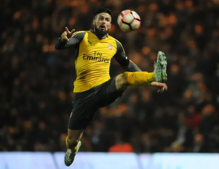 Framed Print : Arsenal's Olivier Giroud in FA Cup Action against Preston North End Framed Print : Arsenal's Olivier Giroud in FA Cup Action against Preston North End