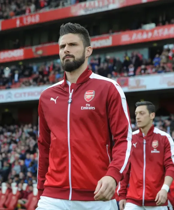 Framed Print : Arsenal's Olivier Giroud Gears Up for Norwich City Showdown (April 2016)