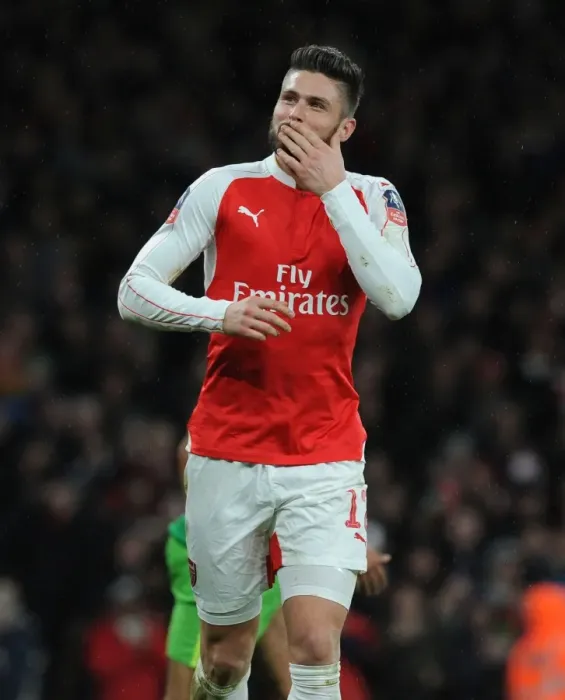 Framed Print : Arsenal's Olivier Giroud Scores Hat-Trick: Arsenal Dominates Sunderland in FA Cup Third Round Framed Print : Arsenal's Olivier Giroud Scores Hat-Trick: Arsenal Dominates Sunderland in FA Cup Third Round