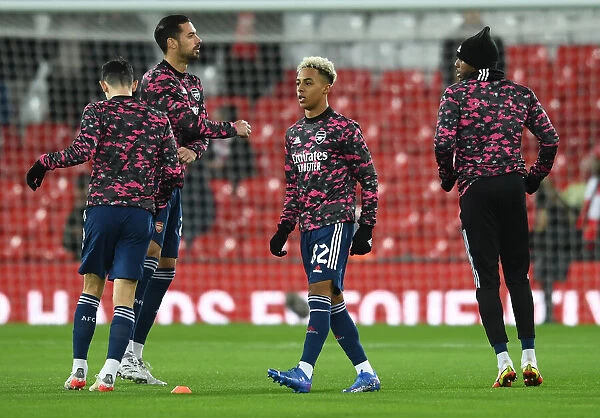 Arsenal's Omari Hutchinson Prepares for Carabao Cup Semi-Final Showdown at Anfield