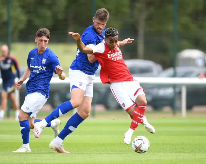 Framed Print : Arsenal's Omari Hutchinson Shines in Pre-Season Friendly Against Ipswich Town Framed Print : Arsenal's Omari Hutchinson Shines in Pre-Season Friendly Against Ipswich Town