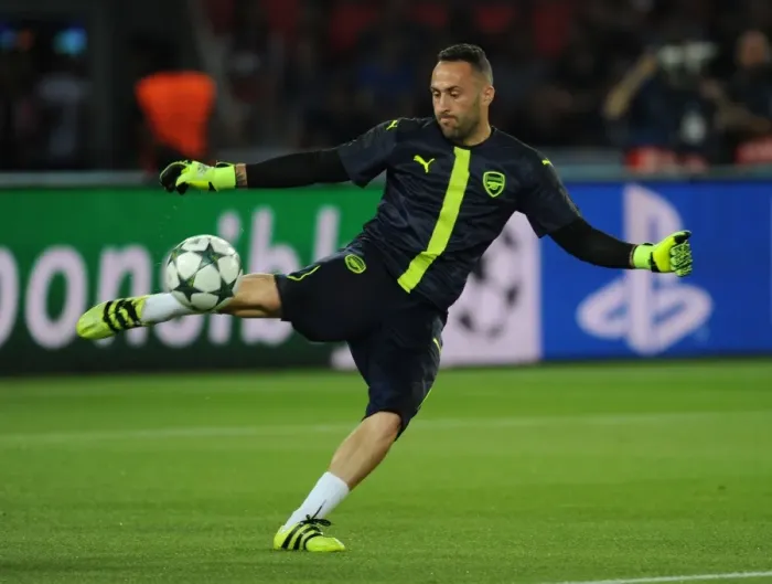 Framed Print : Arsenal's Ospina Gears Up for PSG Showdown in Champions League