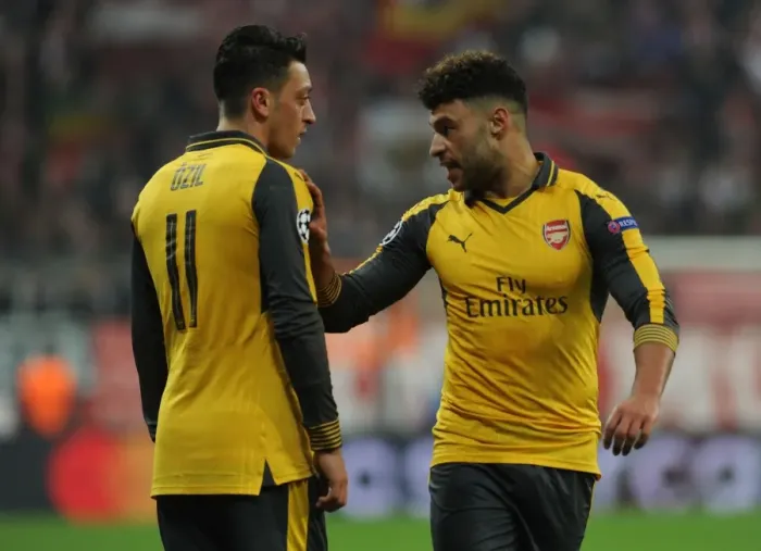 Framed Print : Arsenal's Oxlade-Chamberlain and Ozil Face Bayern Munchen in Champions League Showdown Framed Print : Arsenal's Oxlade-Chamberlain and Ozil Face Bayern Munchen in Champions League Showdown