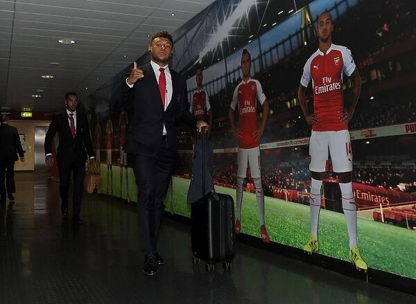 Arsenal's Oxlade-Chamberlain: Ready for Action Against FC Basel (UEFA Champions League, 2016)