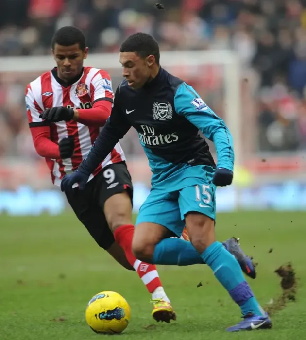 Framed Print : Arsenal's Oxlade-Chamberlain Scores Brace as Gunners Edge Past Sunderland 2-1 (Premier League, 2012)