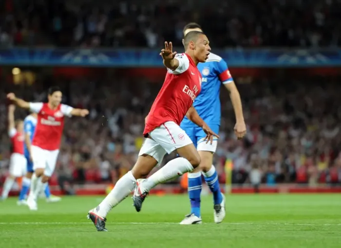 Framed Print : Arsenal's Oxlade-Chamberlain Scores First Goal: Arsenal 2-1 Olympiacos, UEFA Champions League, Group F