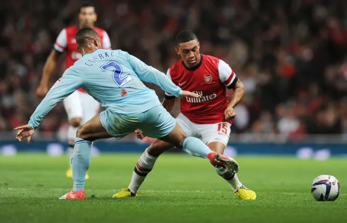 Framed Print : Arsenal's Oxlade-Chamberlain Scores Past Coventry in Capital One Cup Clash Framed Print : Arsenal's Oxlade-Chamberlain Scores Past Coventry in Capital One Cup Clash
