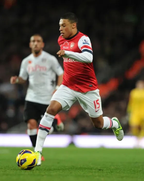 Framed Print : Arsenal's Oxlade-Chamberlain Shines in 2012-13 Arsenal v Fulham Premier League Clash