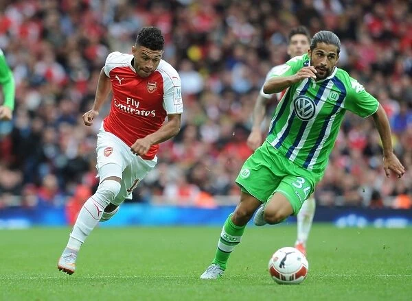 Arsenal's Oxlade-Chamberlain vs. Rodriguez: Emirates Cup Showdown (2015)