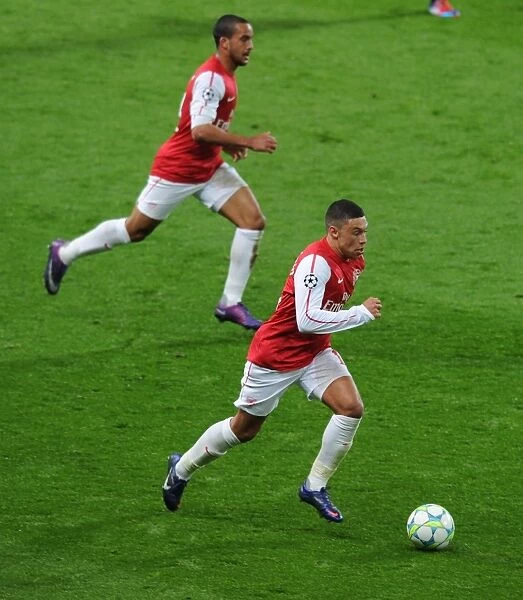Arsenal's Oxlade-Chamberlain and Walcott in Action against AC Milan, UEFA Champions League 2011-12