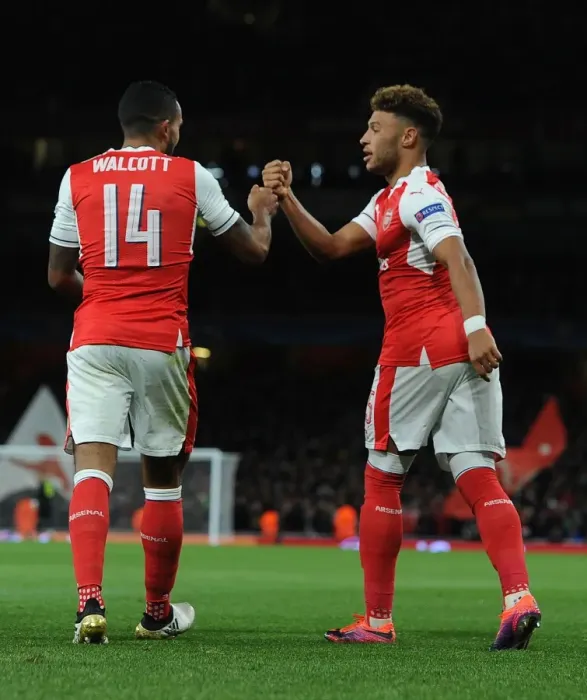 Framed Print : Arsenal's Oxlade-Chamberlain and Walcott Celebrate Goals Against Ludogorets in 2016-17 Champions League