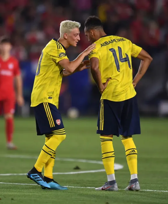 Framed Print : Arsenal's Ozil and Aubameyang in Action: Arsenal vs Bayern Munich, 2019 Pre-Season Clash in Los Angeles Framed Print : Arsenal's Ozil and Aubameyang in Action: Arsenal vs Bayern Munich, 2019 Pre-Season Clash in Los Angeles
