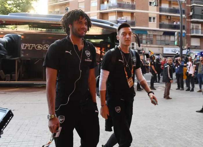 Framed Print : Arsenal's Ozil and Elneny Prepare for Valencia Showdown - UEFA Europa League Semi-Final