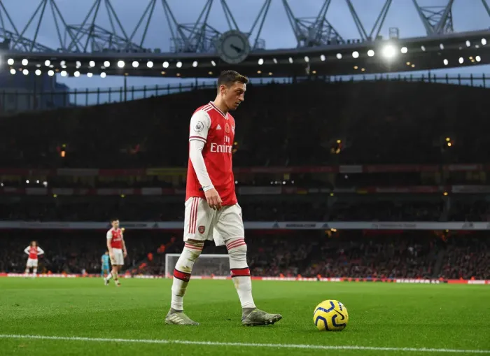 Framed Print : Arsenal's Ozil Faces Wolverhampton Wanderers in Premier League Showdown Framed Print : Arsenal's Ozil Faces Wolverhampton Wanderers in Premier League Showdown