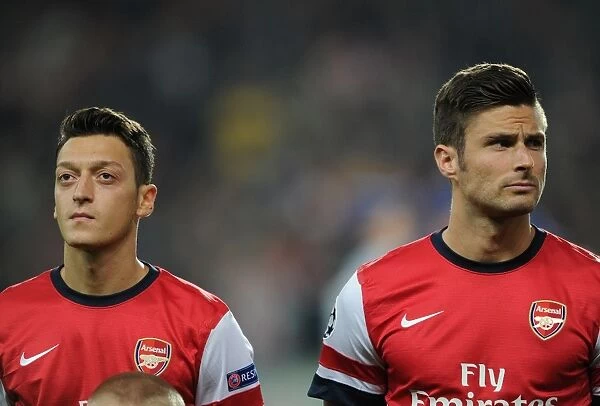 Arsenal's Ozil and Giroud: United in Focus at the Emirates (Arsenal v Napoli, 2013-14 Champions League)