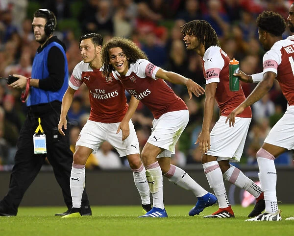 Arsenal's Ozil, Guendouzi, and Elneny Train Together During Arsenal v Chelsea Pre-Season Friendly (2018-19)