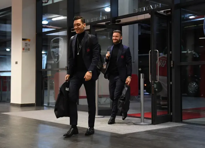 Framed Print : Arsenal's Ozil and Mustafi Before Europa League Clash vs. Napoli