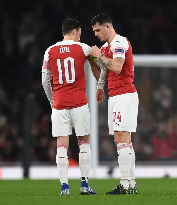Framed Print : Arsenal's Ozil and Xhaka in Action: Arsenal vs BATE Borisov, UEFA Europa League 2019