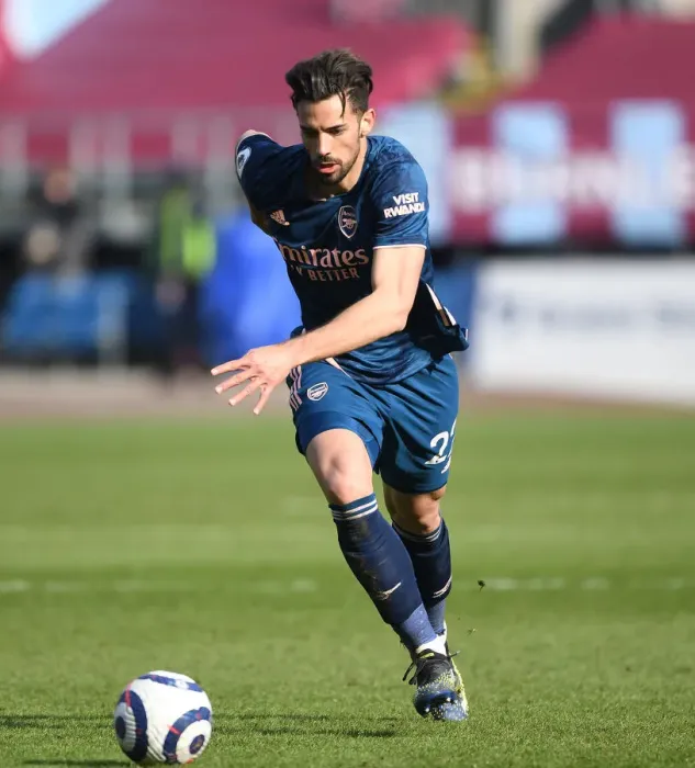 Framed Print : Arsenal's Pablo Mari in Action at Empty Turf Moor: Burnley vs Arsenal, Premier League 2021