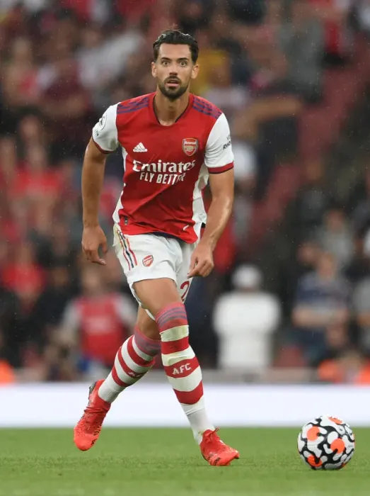 Framed Print : Arsenal's Pablo Mari Faces Off Against Chelsea at Emirates Stadium (2021-22)