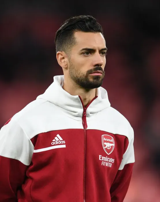 Framed Print : Arsenal's Pablo Mari Prepares for Europa League Clash Against Rapid Wien