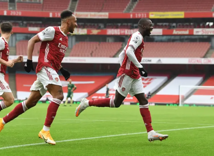 Framed Print : Arsenal's Pepe and Aubameyang Celebrate Empty-Stadium Goals (2020-21): Arsenal vs Sheffield United Framed Print : Arsenal's Pepe and Aubameyang Celebrate Empty-Stadium Goals (2020-21): Arsenal vs Sheffield United