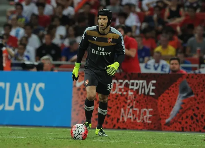 Framed Print : Arsenal's Petr Cech in Action: Arsenal vs. Everton, Barclays Asia Trophy 2015-16 Framed Print : Arsenal's Petr Cech in Action: Arsenal vs. Everton, Barclays Asia Trophy 2015-16