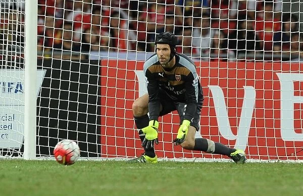 Arsenal's Petr Cech in Action: Arsenal vs. Everton, Barclays Asia Trophy 2015-16