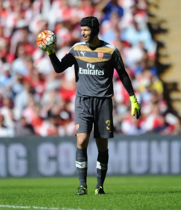 Framed Print : Arsenal's Petr Cech in Action: Arsenal vs. Chelsea - FA Community Shield 2015-16 Framed Print : Arsenal's Petr Cech in Action: Arsenal vs. Chelsea - FA Community Shield 2015-16