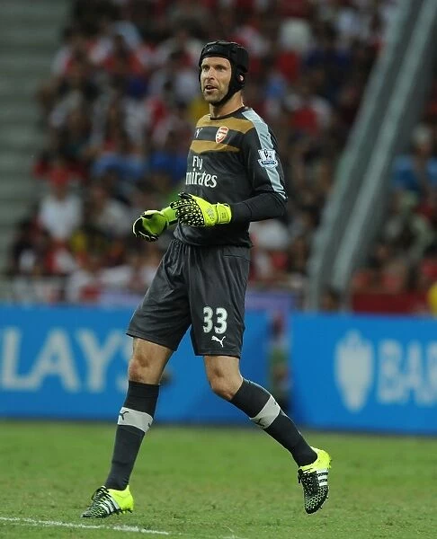Arsenal's Petr Cech in Action Against Everton at 2015 Asia Trophy, Singapore