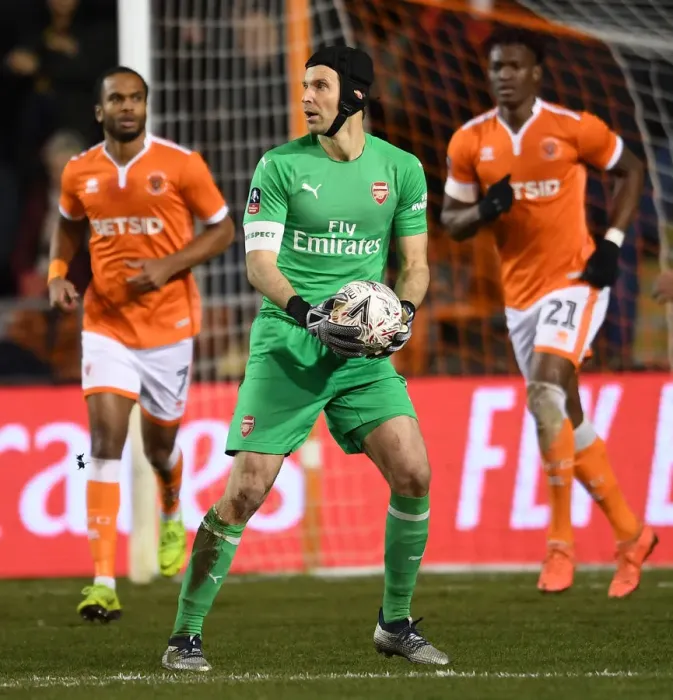 Framed Print : Arsenal's Petr Cech in FA Cup Action: Blackpool vs Arsenal (2019)