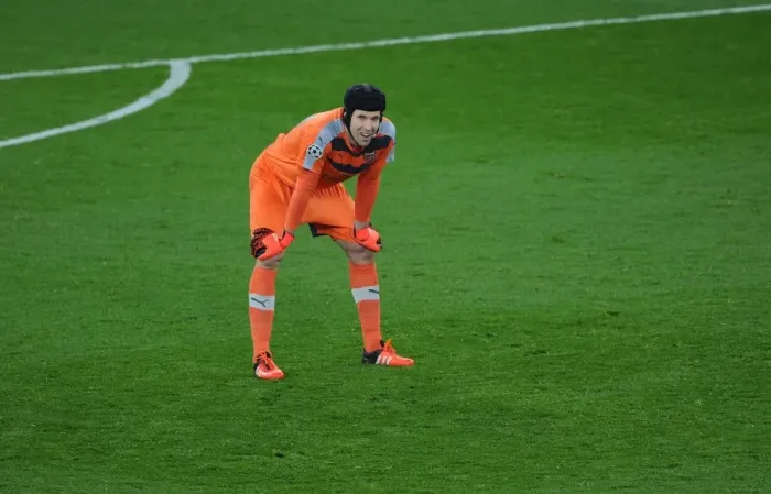 Framed Print : Arsenal's Petr Cech Faces Off Against FC Bayern Munich in 2015 / 16 UEFA Champions League